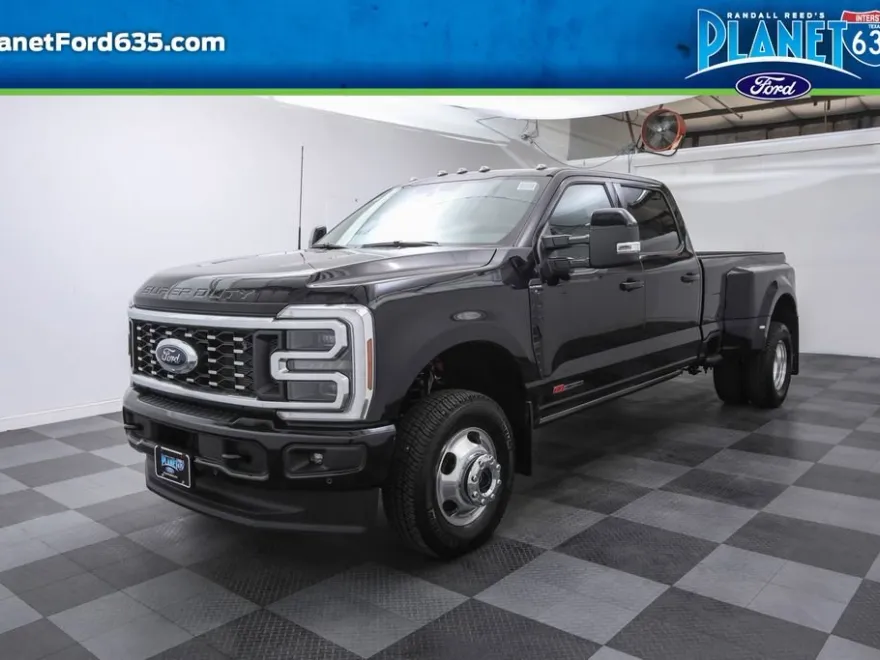2026 Ford F-350 Platinum photo 1