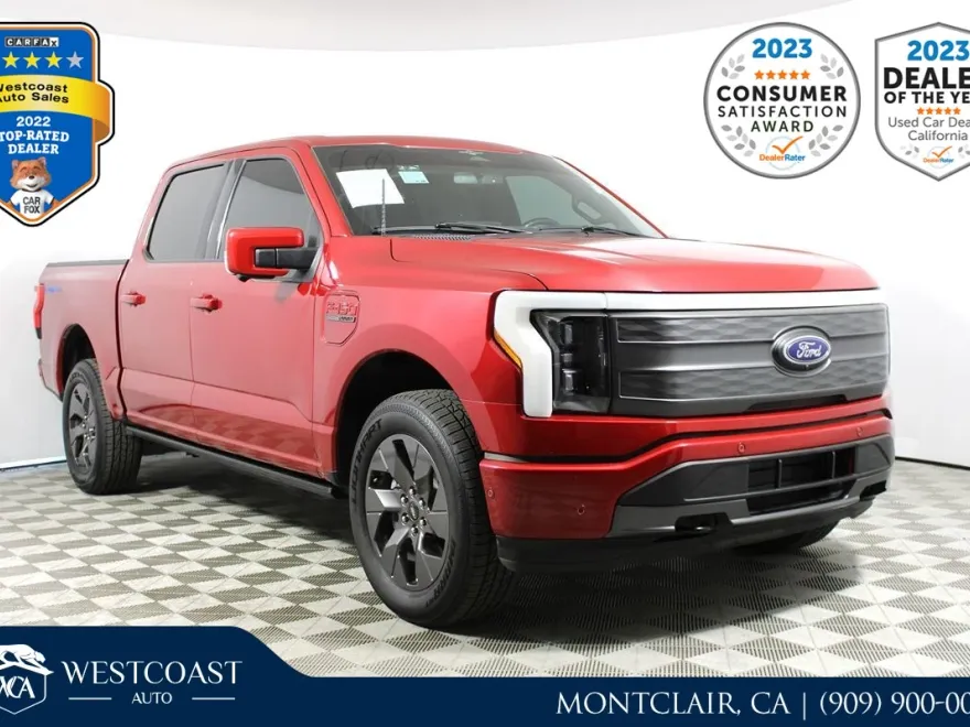2023 Ford F-150 Lightning Lariat photo 1