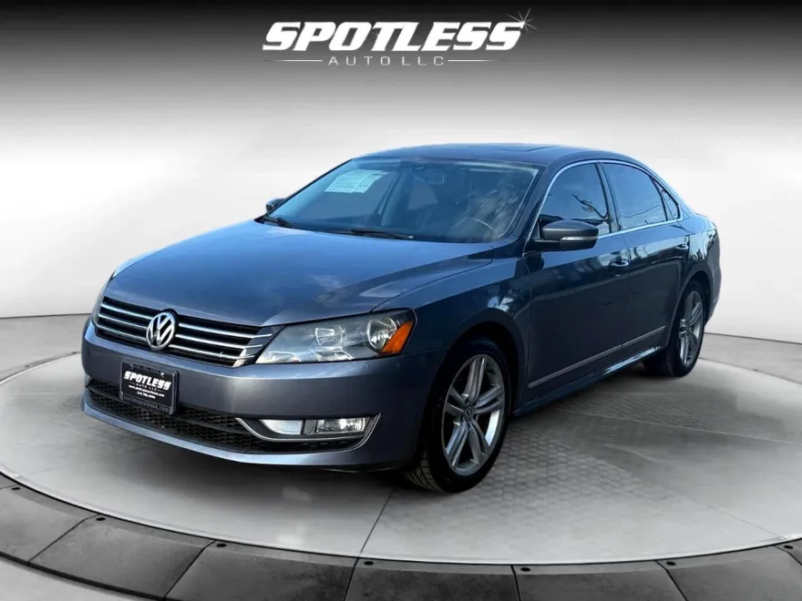2015 Volkswagen Passat SE photo 1