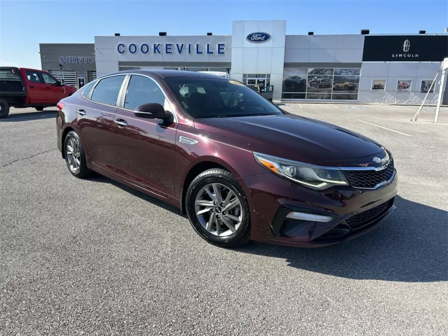 2019 Kia Optima LX photo 1