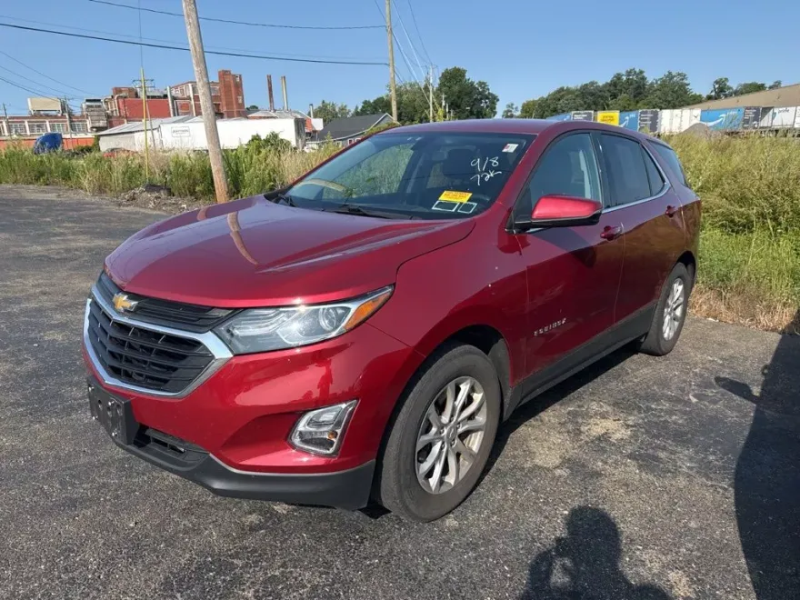 2019 Chevrolet Equinox LT photo 1