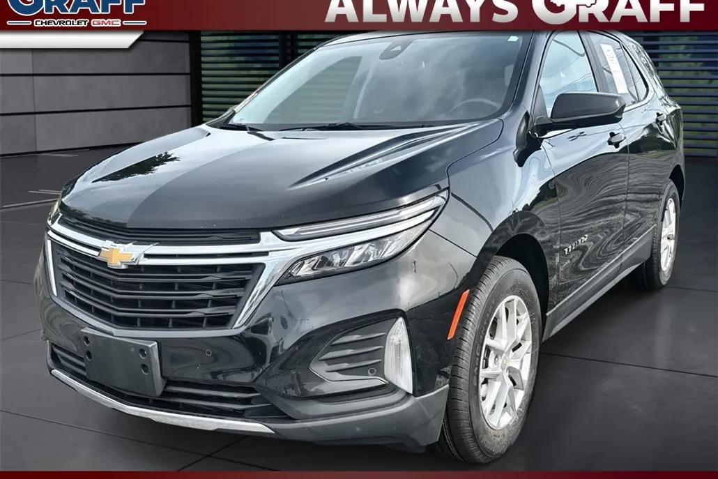 2022 Chevrolet Equinox LT photo 1