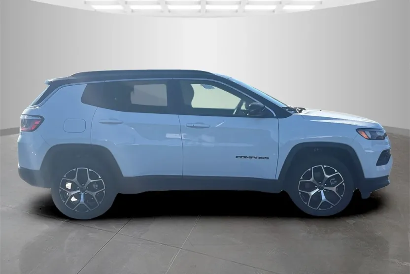 2026 Jeep Compass Limited photo 1