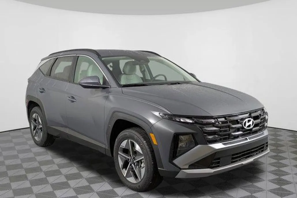 2025 Hyundai Tucson SEL photo 1