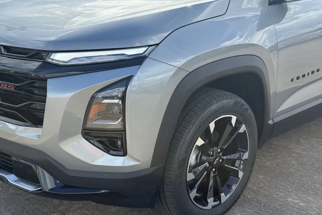 2026 Chevrolet Equinox RS photo 1