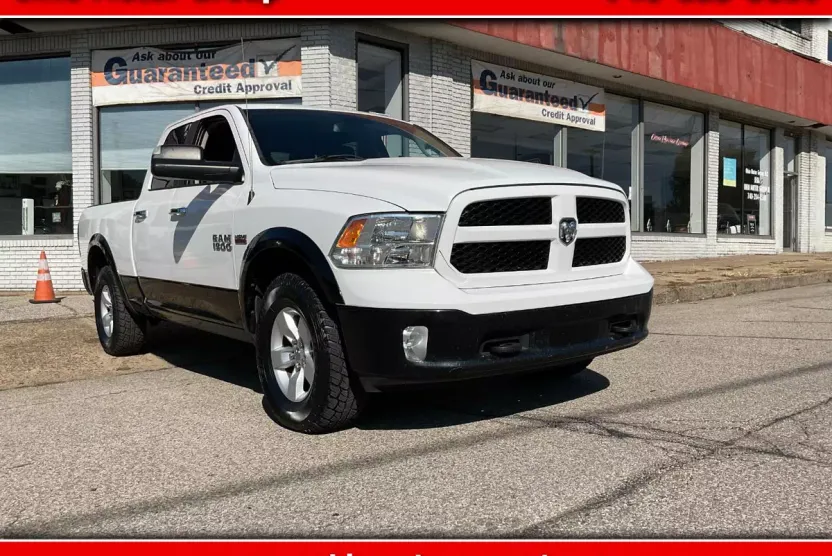 2014 Ram 1500 SLT photo 1
