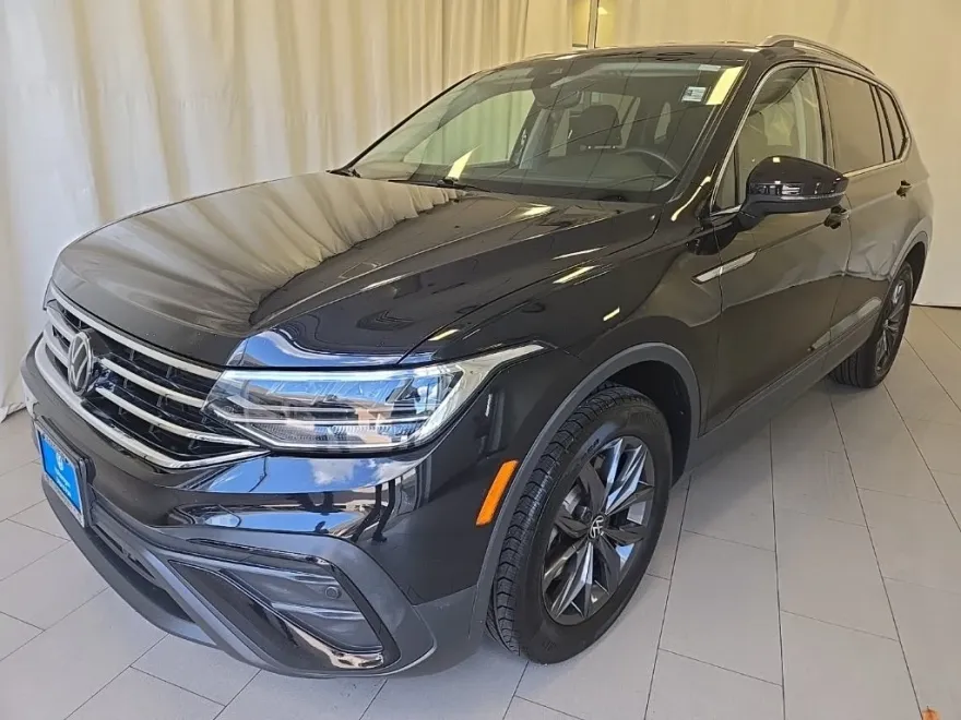 2022 Volkswagen Tiguan SE photo 1