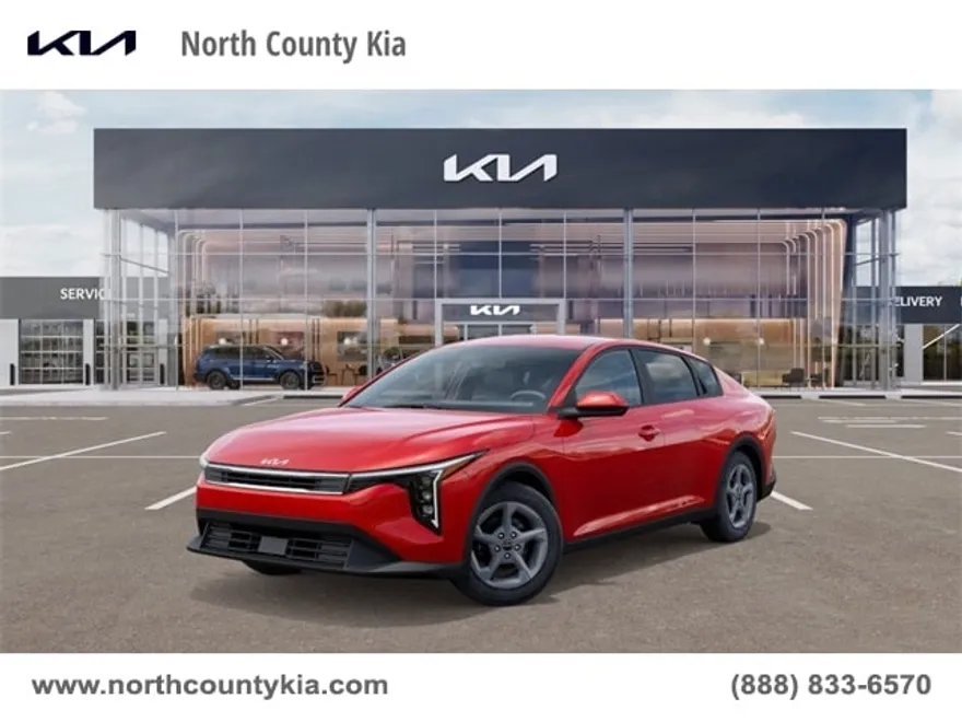 2025 Kia K4 LXS photo 1