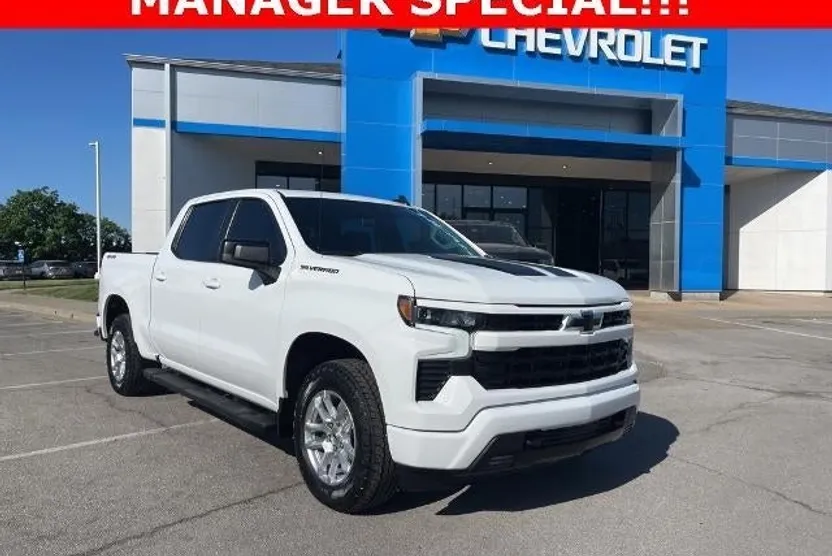 2023 Chevrolet Silverado 1500 RST photo 1