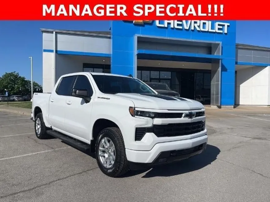 2023 Chevrolet Silverado 1500 RST photo 1