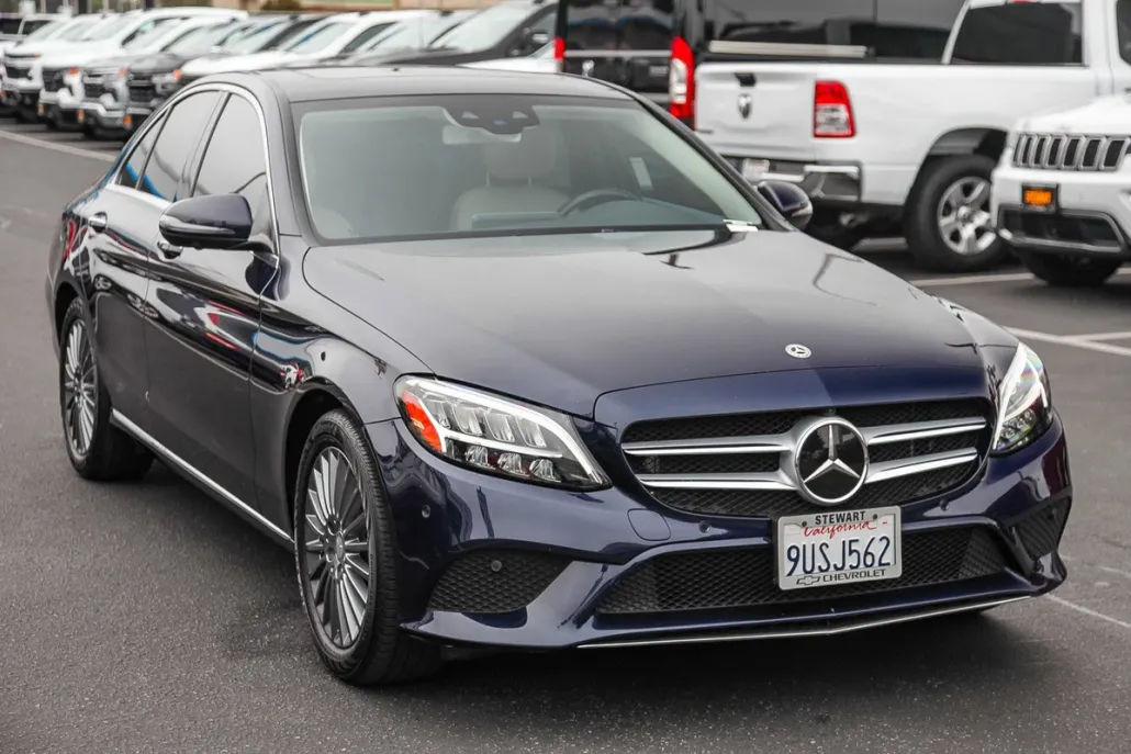 2019 Mercedes Benz C 300 photo 1