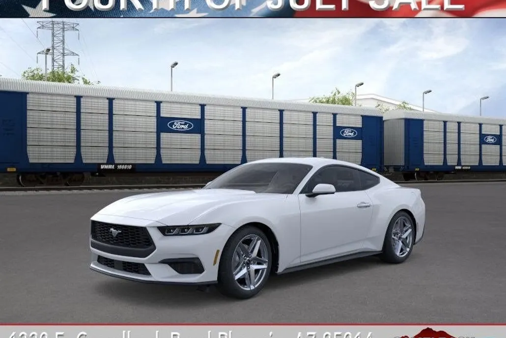2025 Ford Mustang EcoBoost photo 1