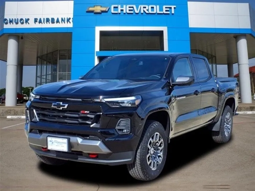 2025 Chevrolet Colorado Z71 photo 1