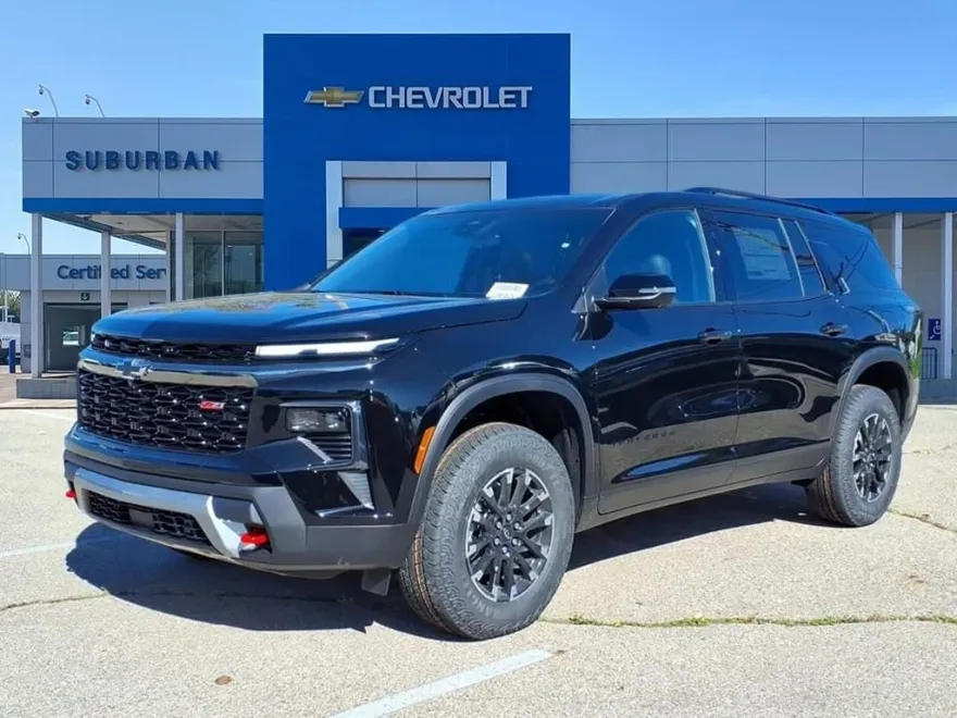 2026 Chevrolet Traverse Z71 photo 1