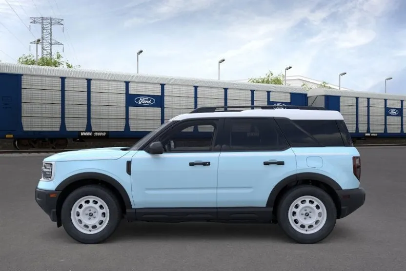 2025 Ford Bronco Sport Heritage photo 1