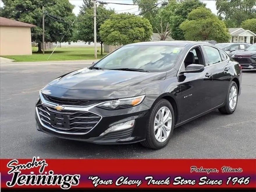2024 Chevrolet Malibu 1LT photo 1