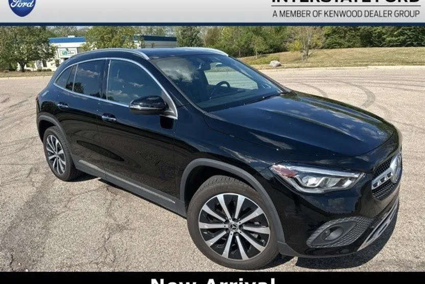 2021 Mercedes Benz GLA 250 4MATIC photo 1