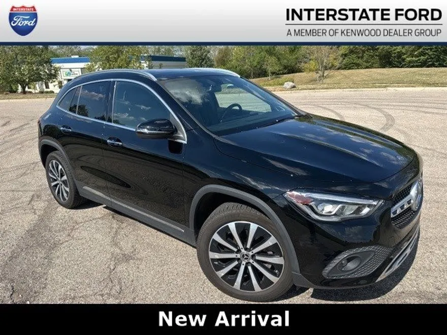 2021 Mercedes Benz GLA 250 4MATIC photo 1