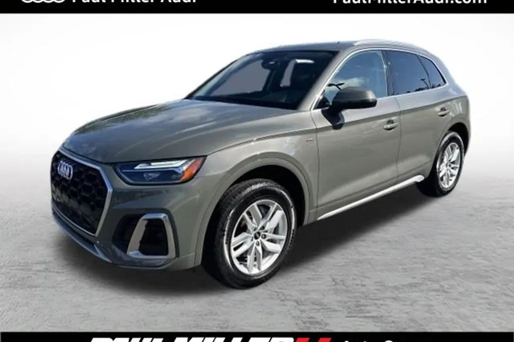 2024 Audi Q5 45 S line Premium photo 1