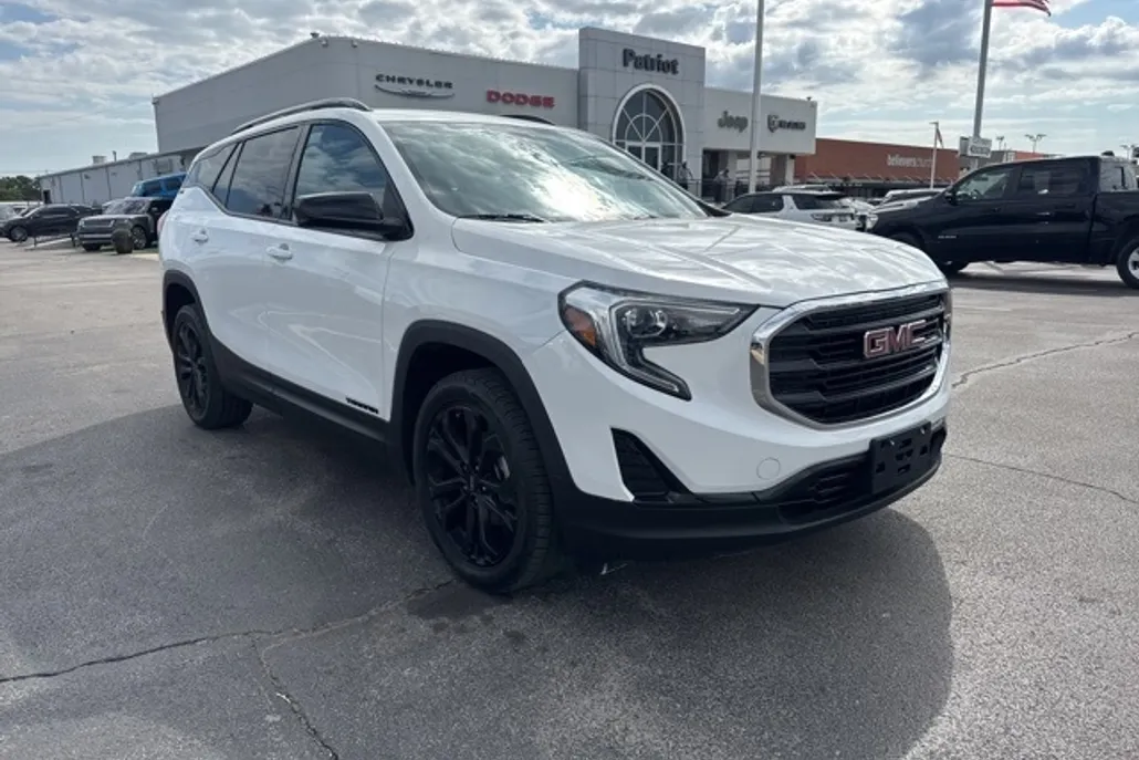 2020 Gmc Terrain SLE photo 1