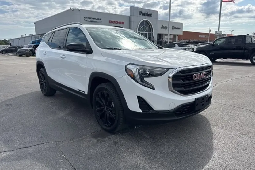 2020 Gmc Terrain SLE photo 1
