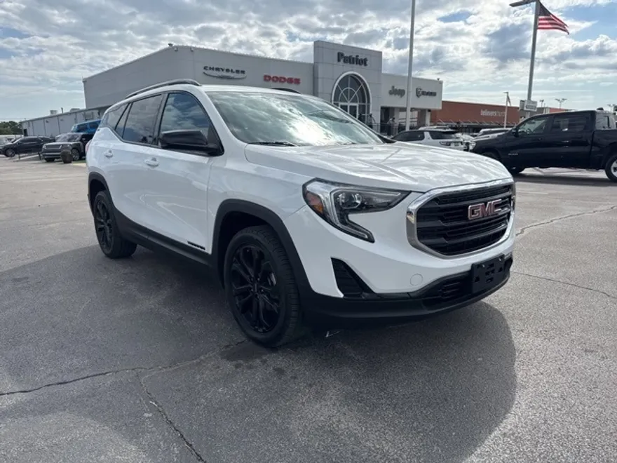 2020 Gmc Terrain SLE photo 1