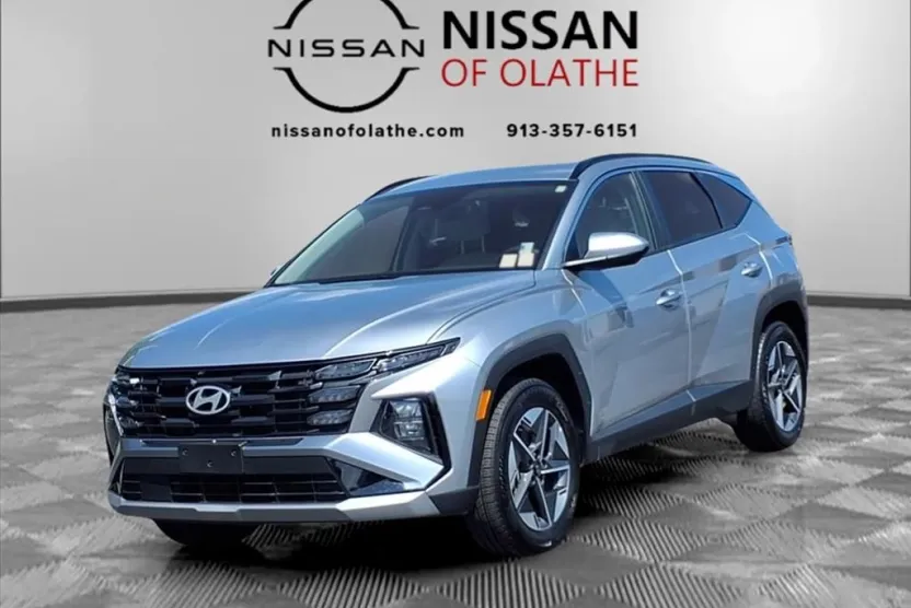 2025 Hyundai Tucson SEL photo 1