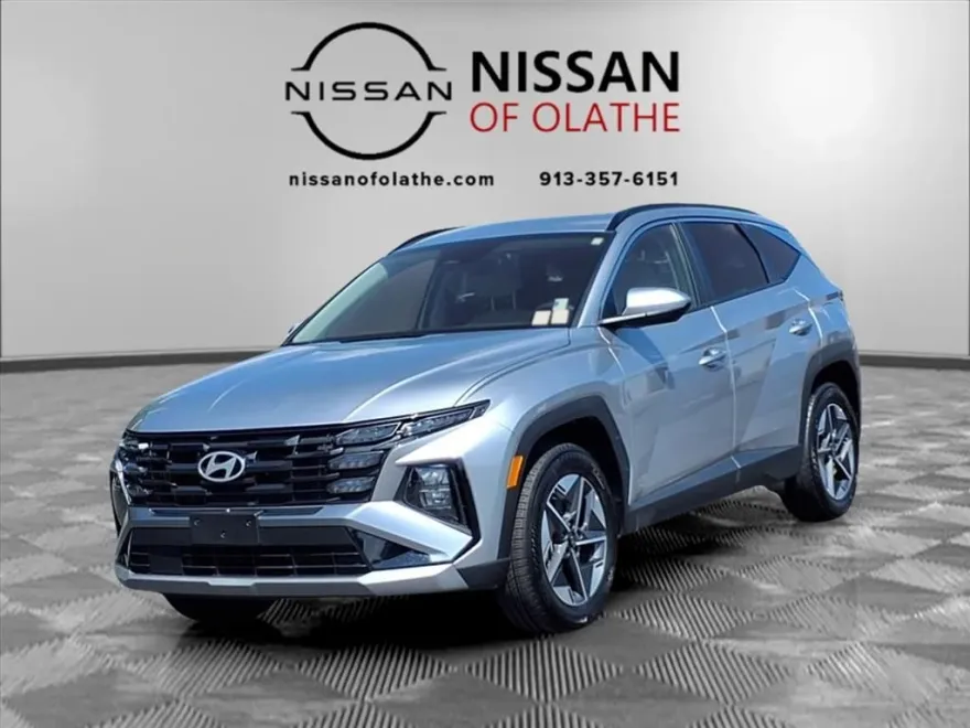 2025 Hyundai Tucson SEL photo 1