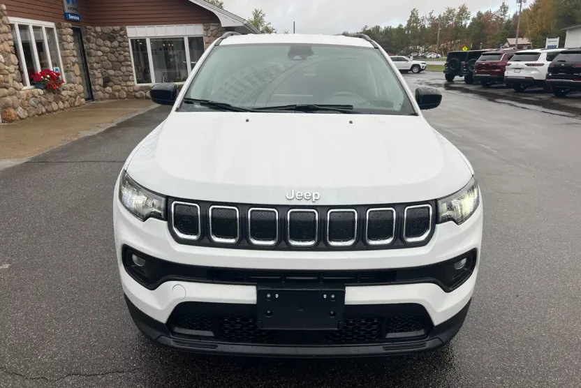 2022 Jeep Compass North Edition Latitude photo 1