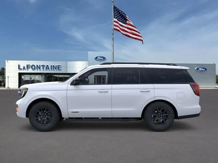 2025 Ford Expedition photo 1