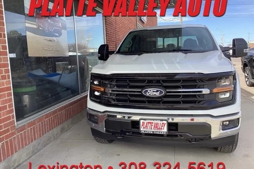 2025 Ford F-150 XLT photo 1