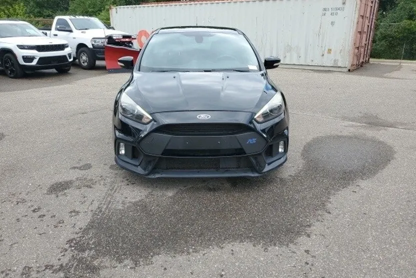 2016 Ford Focus RS photo 1
