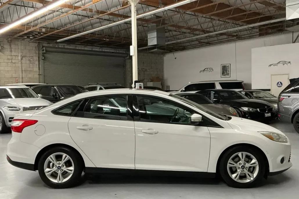 2014 Ford Focus Sedan photo 1