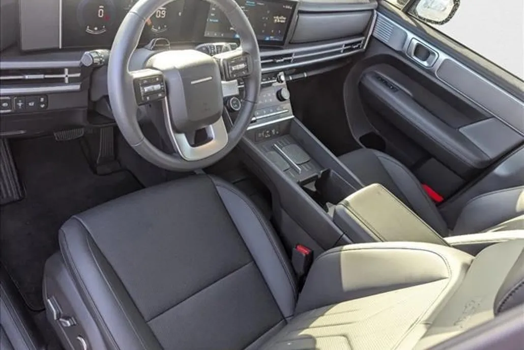 2024 Hyundai Santa Fe XRT photo 1
