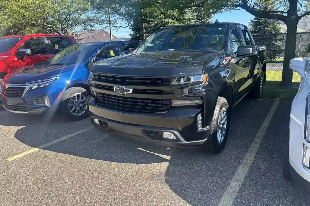 2020 Chevrolet Silverado 1500 RST photo 1