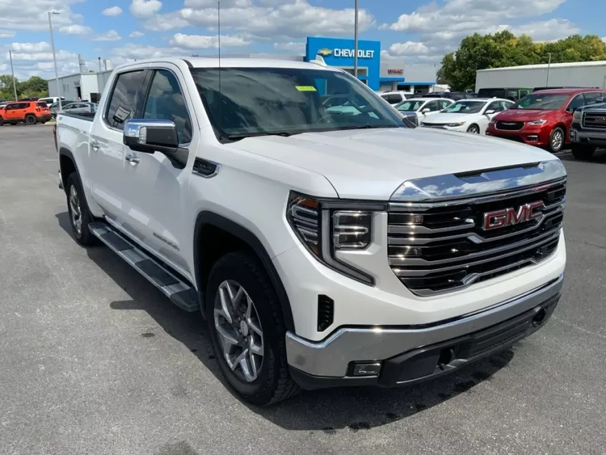 2024 Gmc Sierra 1500 SLT photo 1