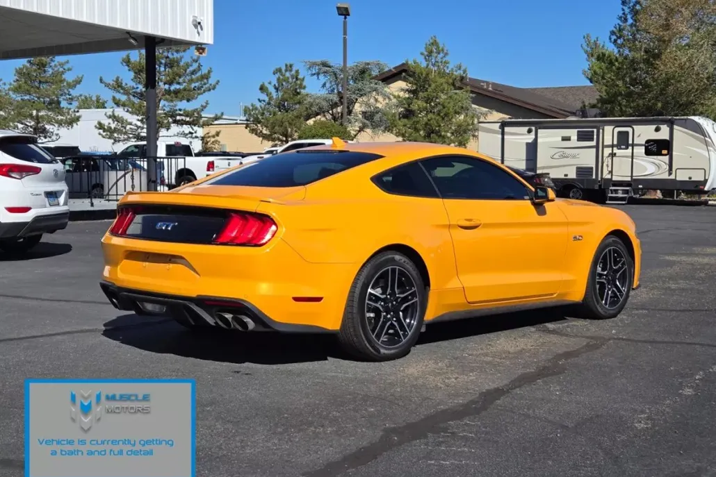 2022 Ford Mustang GT Premium photo 1