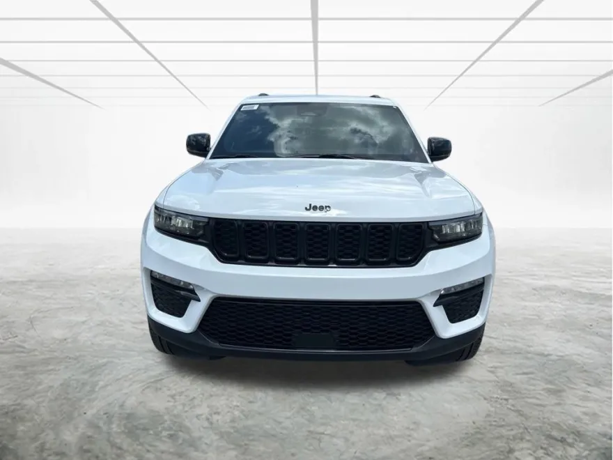 2025 Jeep Grand Cherokee Limited photo 1