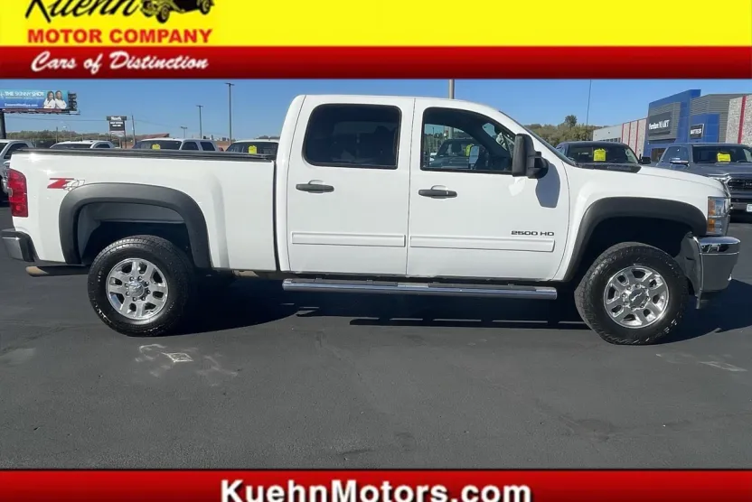 2013 Chevrolet Silverado 2500HD LT photo 1