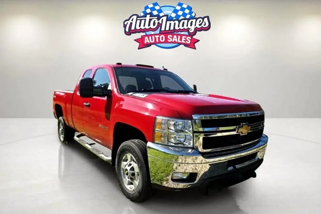 2012 Chevrolet Silverado 2500HD LT photo 1