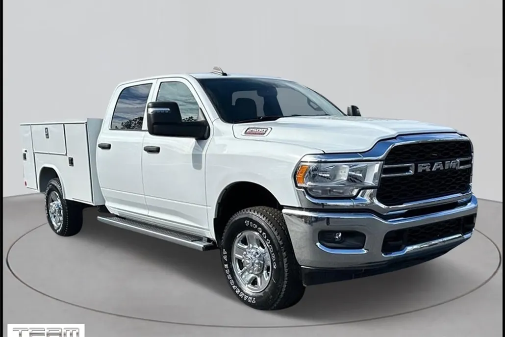 2024 Ram 2500 Tradesman photo 1