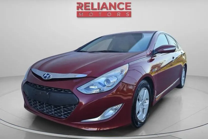 2012 Hyundai Sonata Hybrid photo 1