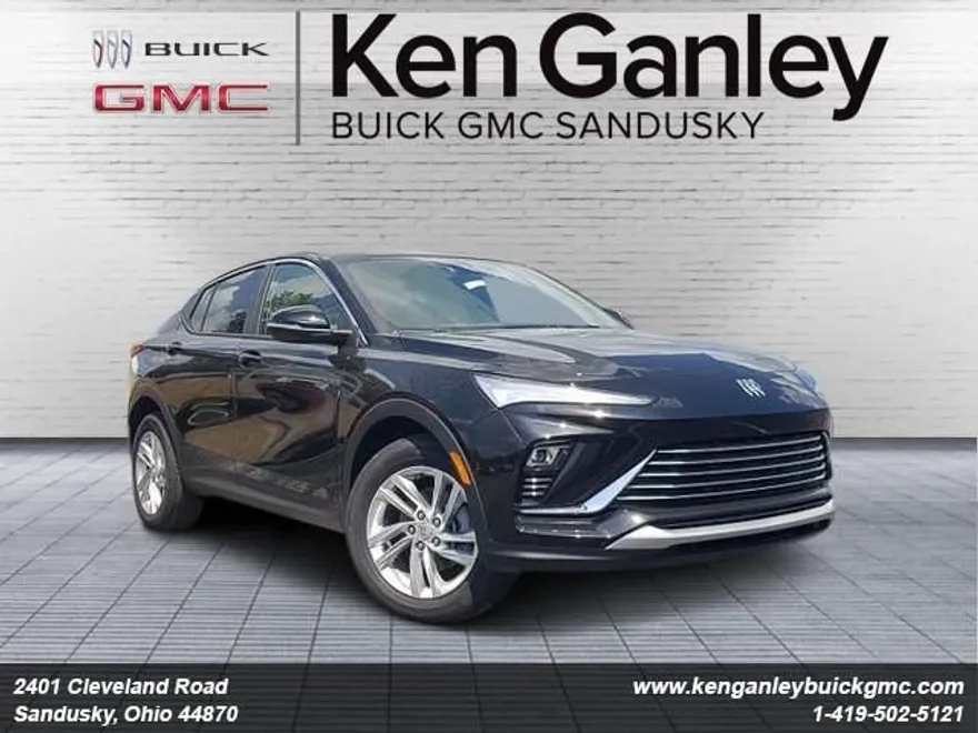 2025 Buick Envista Preferred photo 1