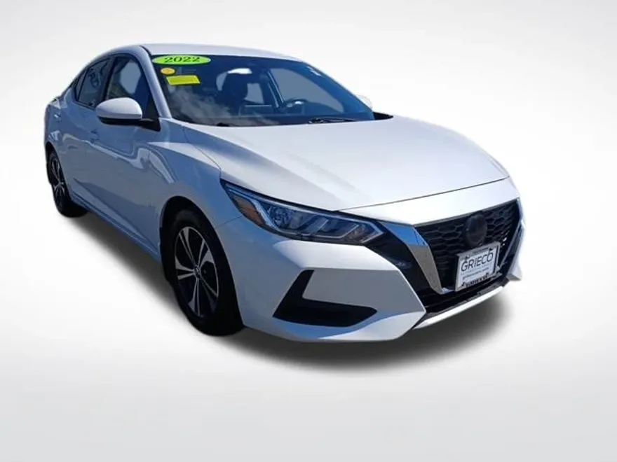2022 Nissan Sentra SV photo 1