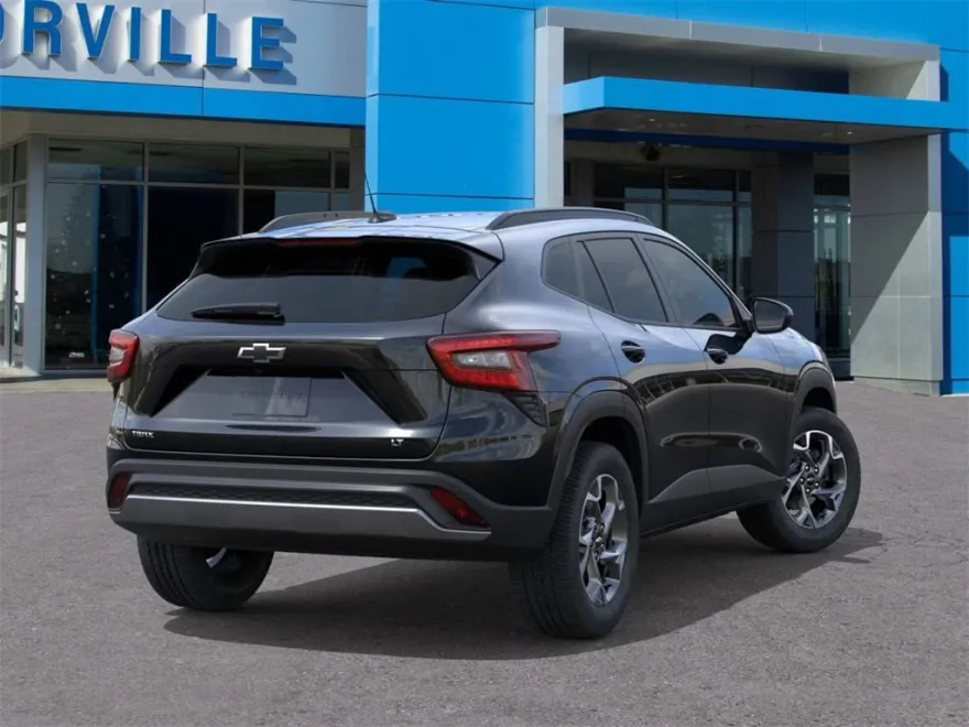 2026 Chevrolet Trax LT photo 1