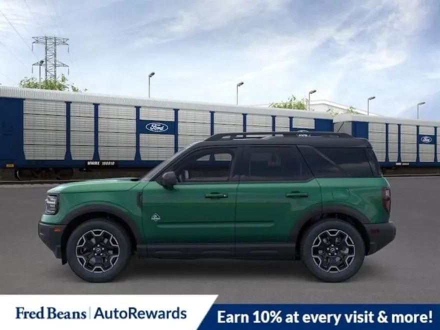 2025 Ford Bronco Sport Outer Banks photo 1