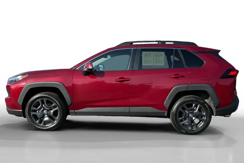 2023 Toyota RAV4 Adventure photo 1