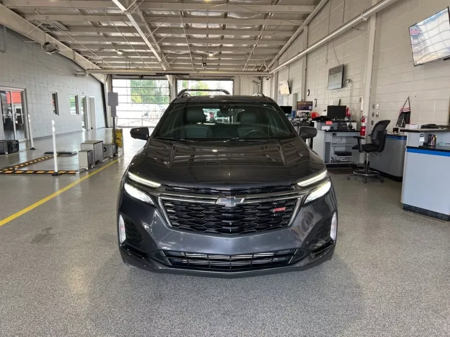 2022 Chevrolet Equinox RS photo 1