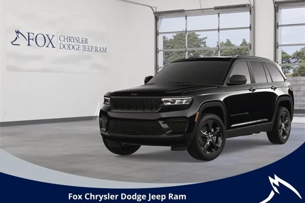 2025 Jeep Grand Cherokee Altitude photo 1