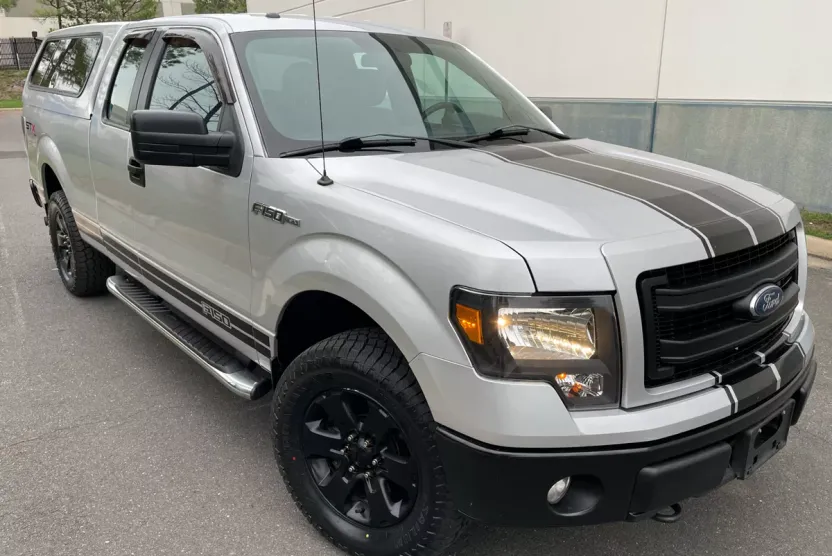 2013 Ford F-150 STX photo 1